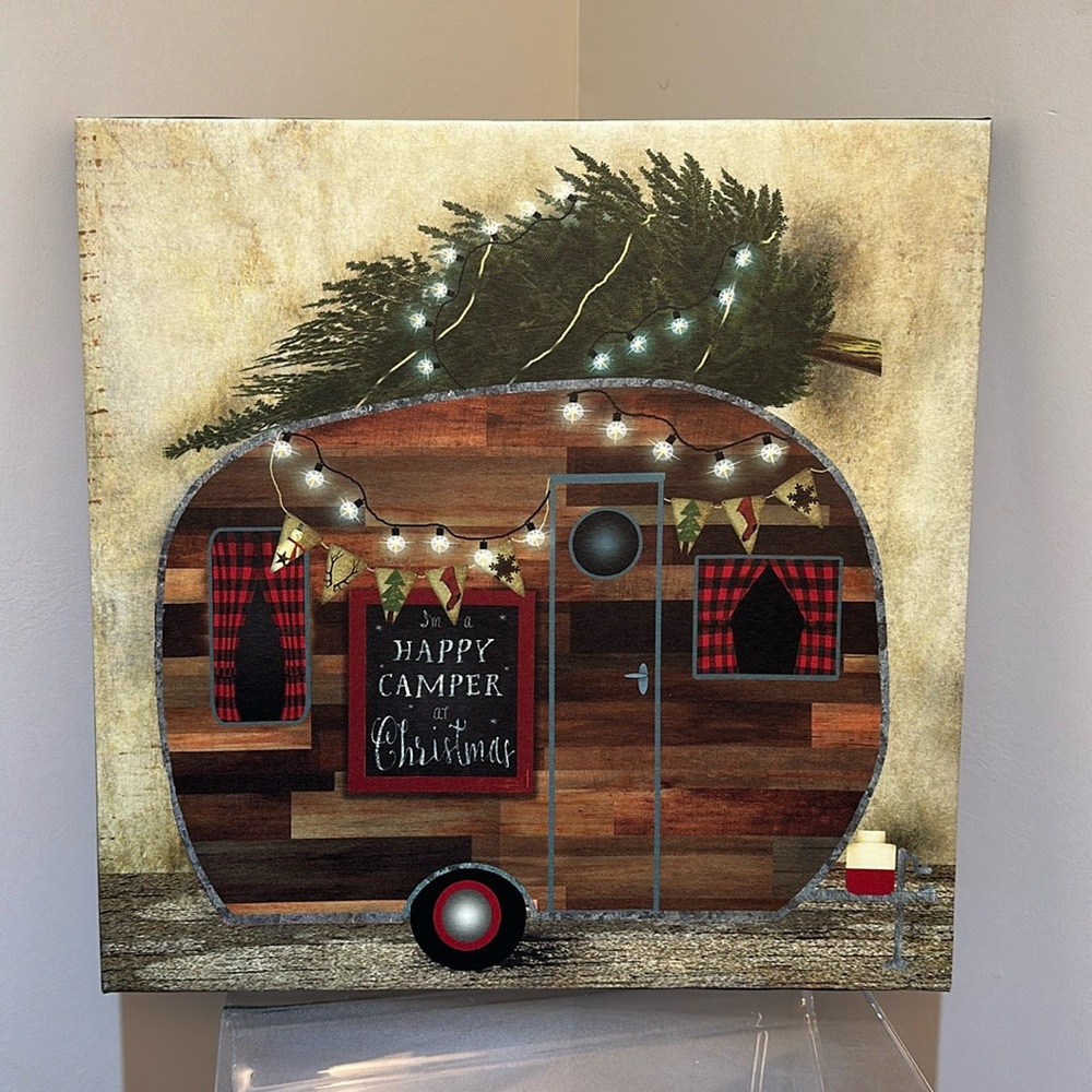 Hobby Lobby “ I am a happy camper at Christmas “ canvas wall hanging, 17”*17”